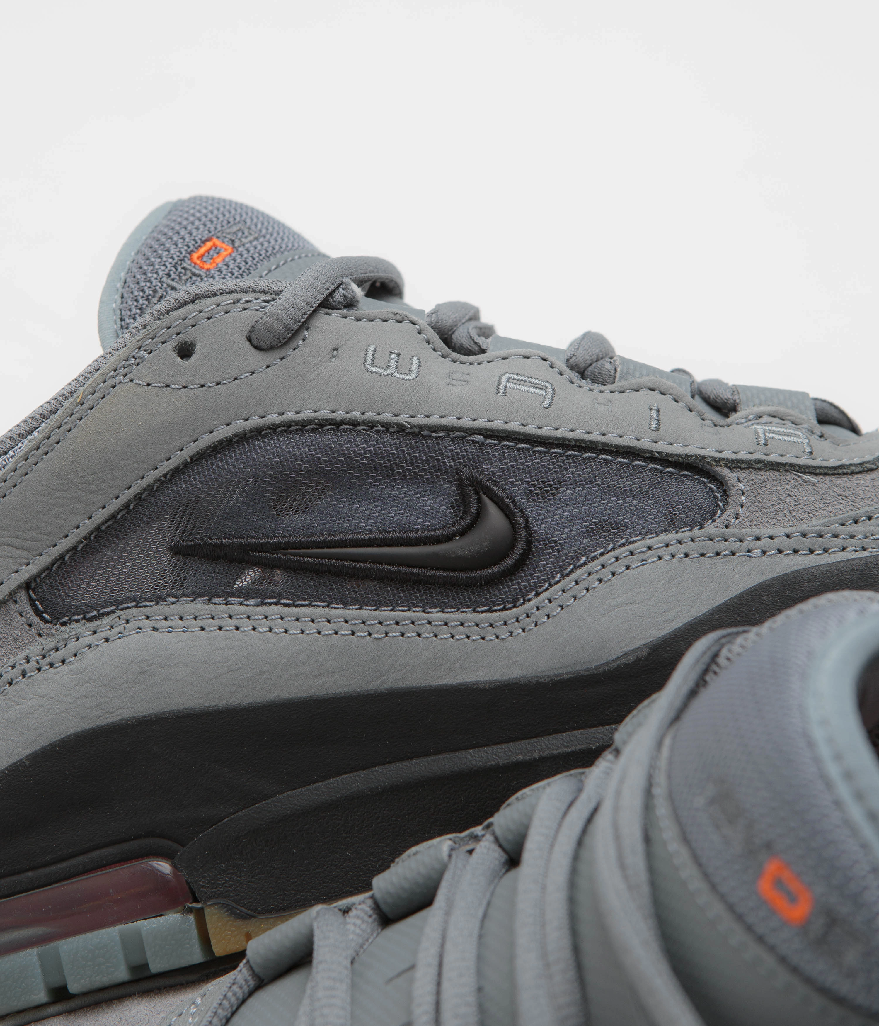 Nike SB Orange Label Air Max Ishod Shoes - Cool Grey / Black - Cool Grey - Dark Grey Comfortable interior