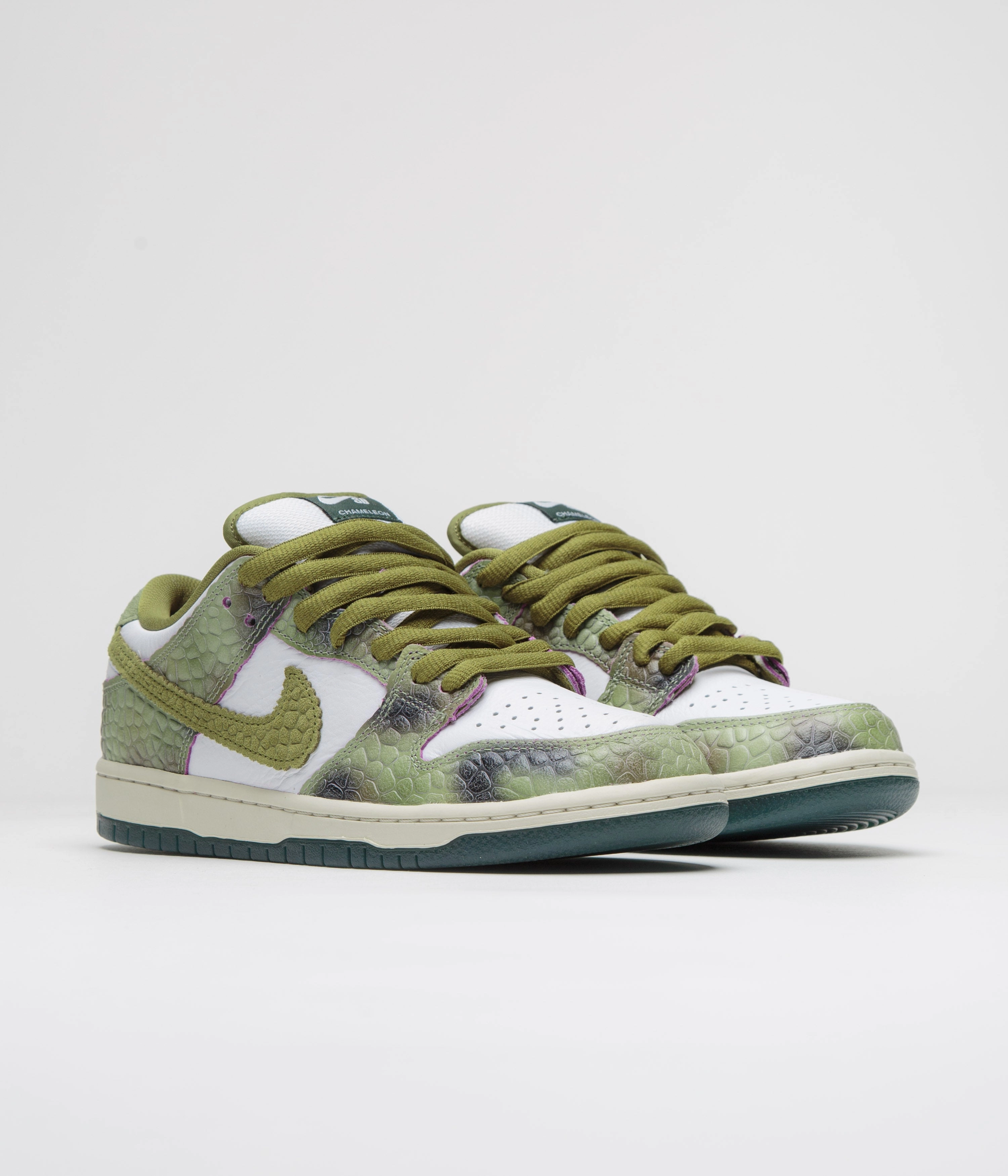 Nike SB x Alexis Sablone Dunk Low Pro 'Chameleon' Shoes - Oil Green / Desert Moss - White Easy On And Off