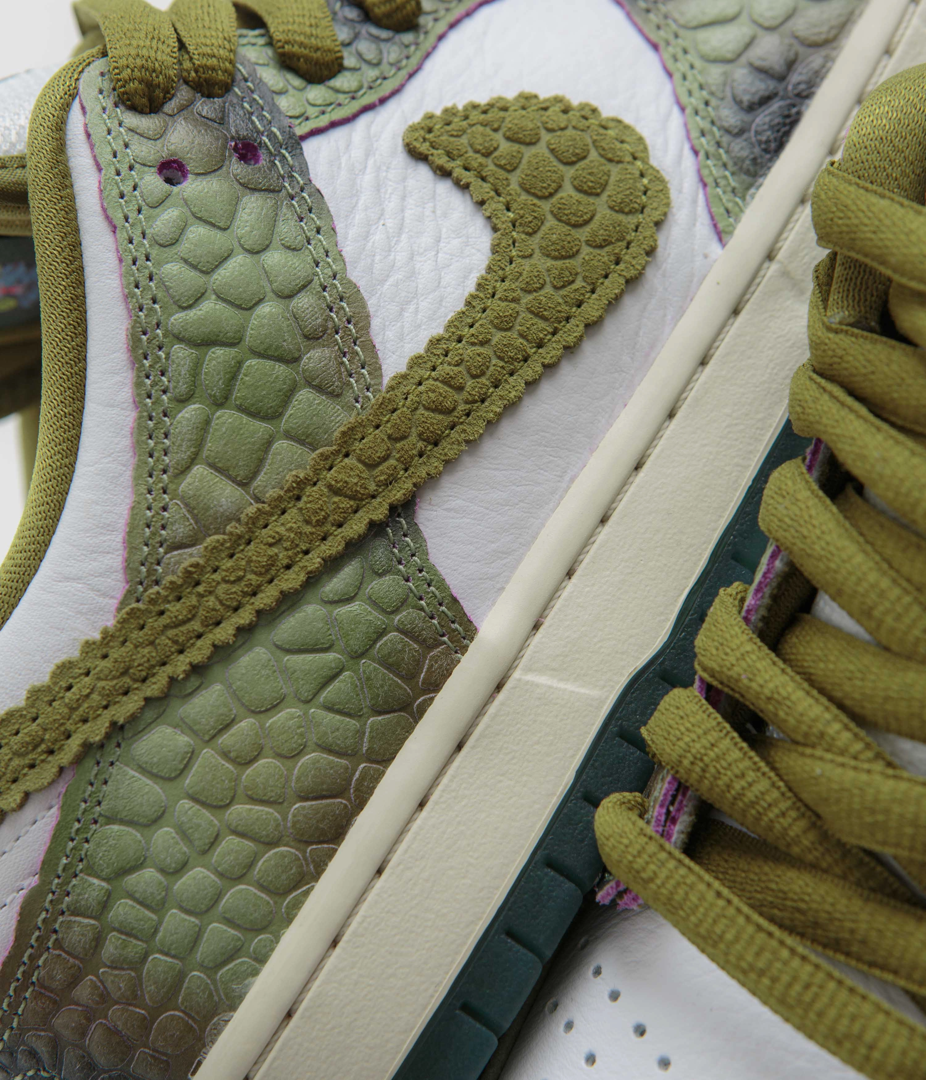 Nike SB x Alexis Sablone Dunk Low Pro 'Chameleon' Shoes - Oil Green / Desert Moss - White Easy On And Off