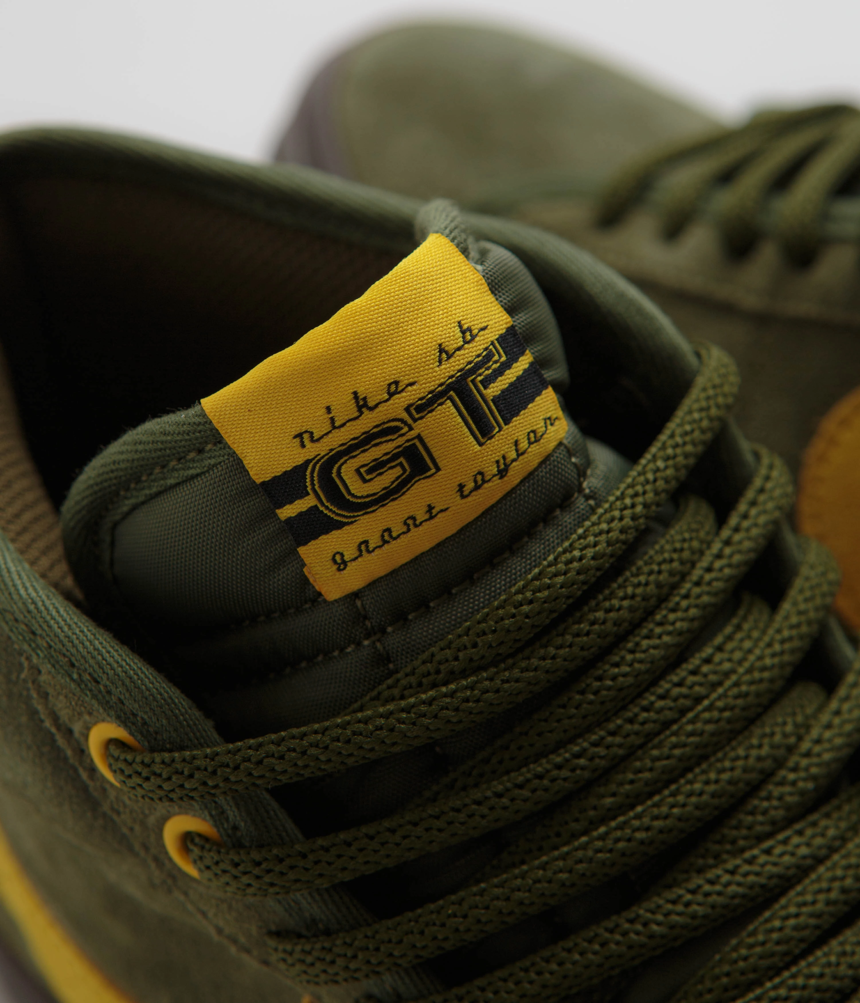 Nike SB x Antihero Blazer Mid Shoes - Rough Green / Amarillo - Rough Green Multi-Functional