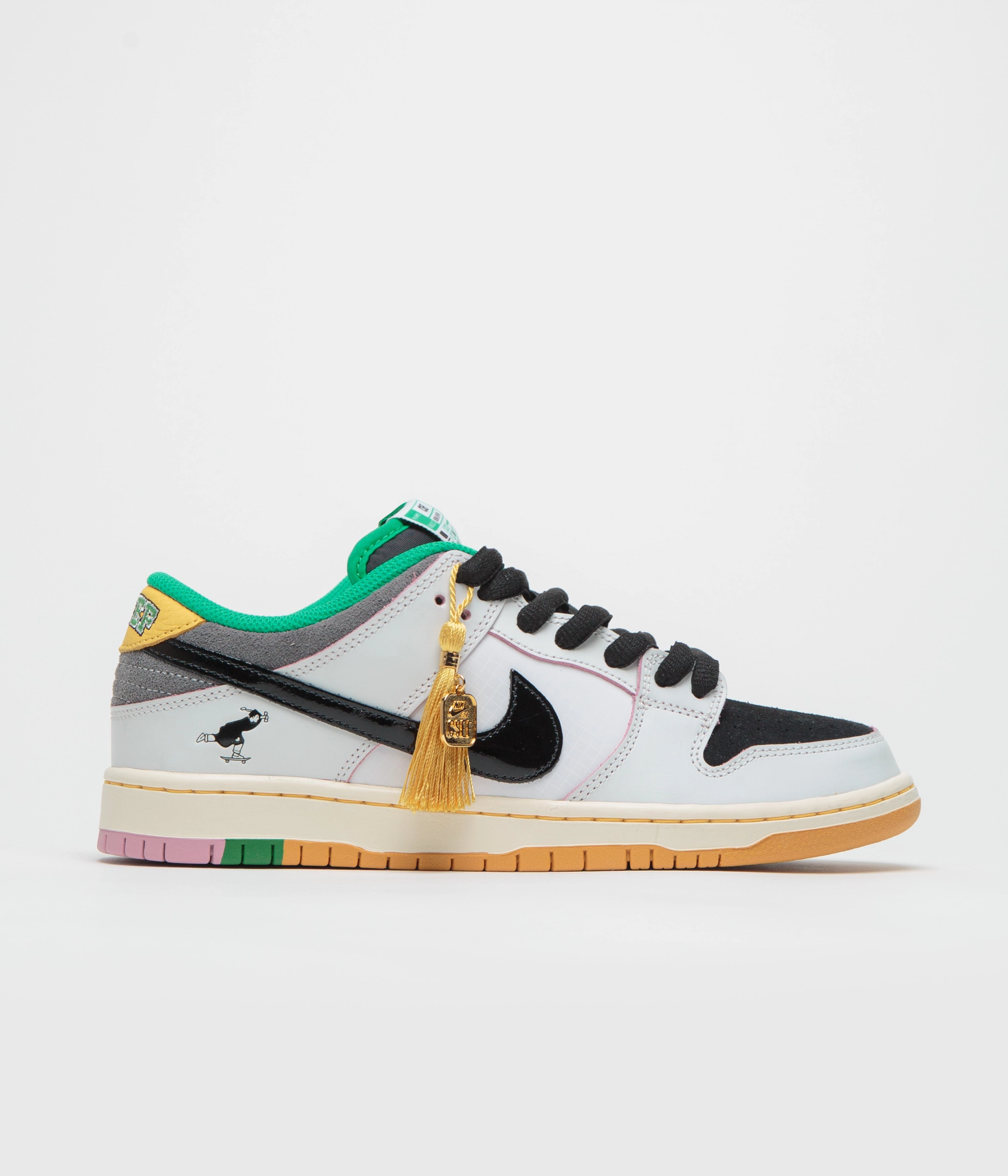 Nike SB x CSEF Dunk Low Pro Shoes - Summit White / Black - White - Iron Grey solo running shoes