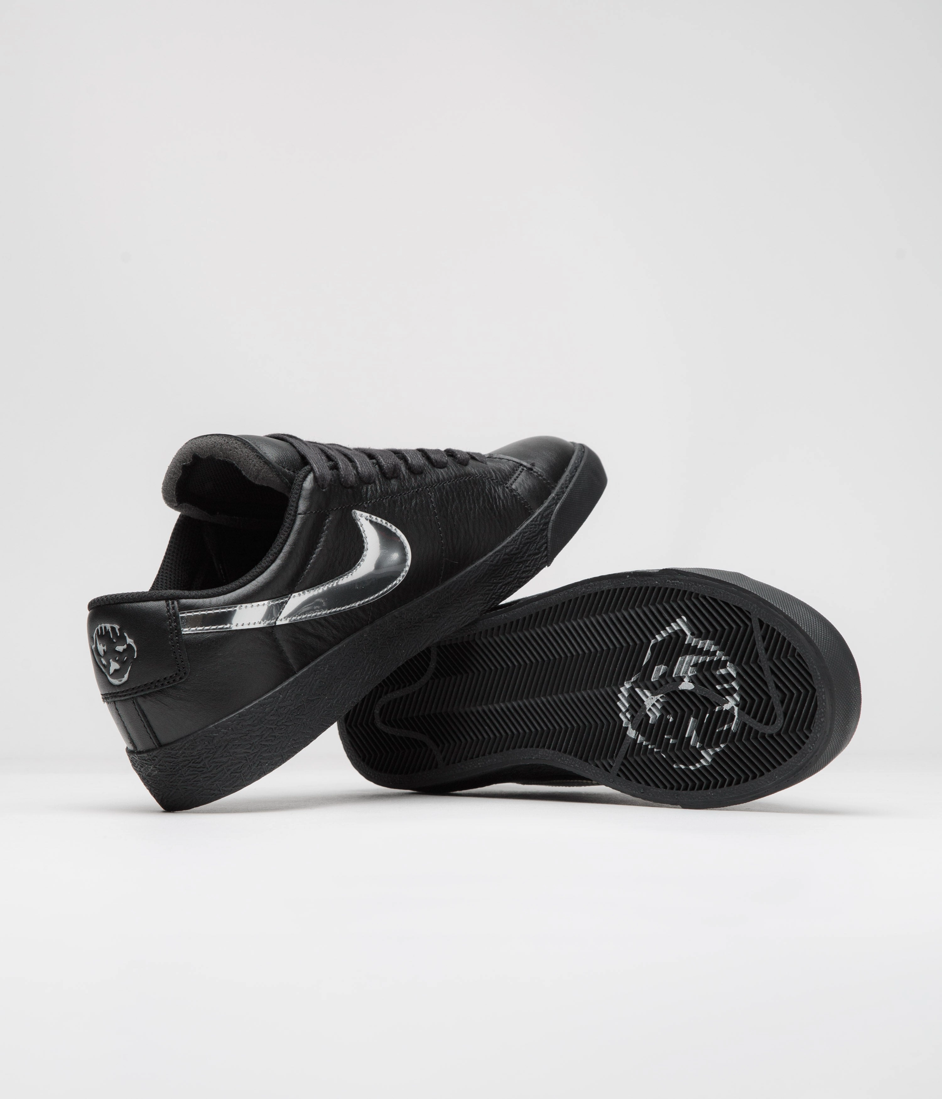 Nike SB x Dancer Skateboards Blazer Low Shoes - Black / Metallic Silver / Black Shock-absorbent materials