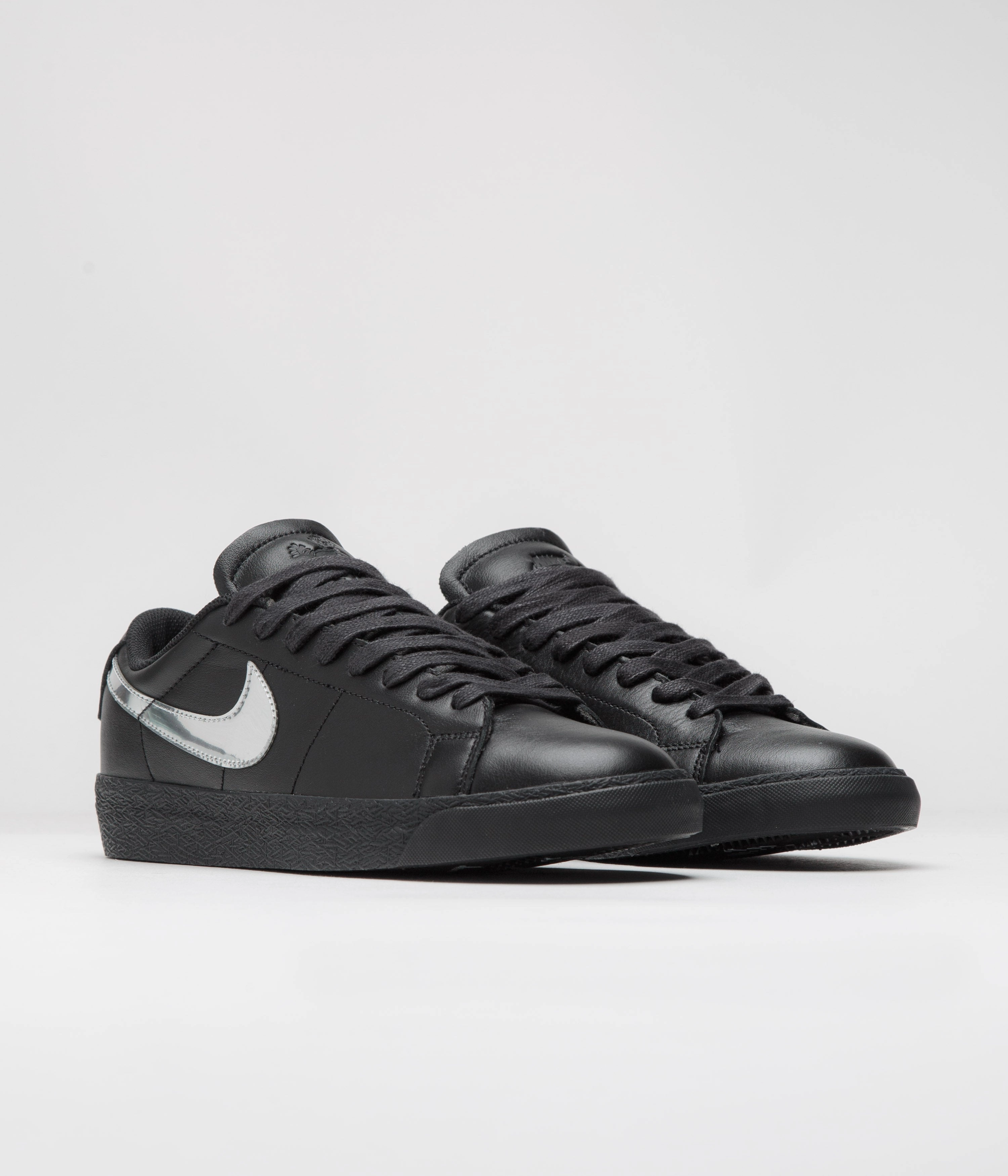 Nike SB x Dancer Skateboards Blazer Low Shoes - Black / Metallic Silver / Black Shock-absorbent materials