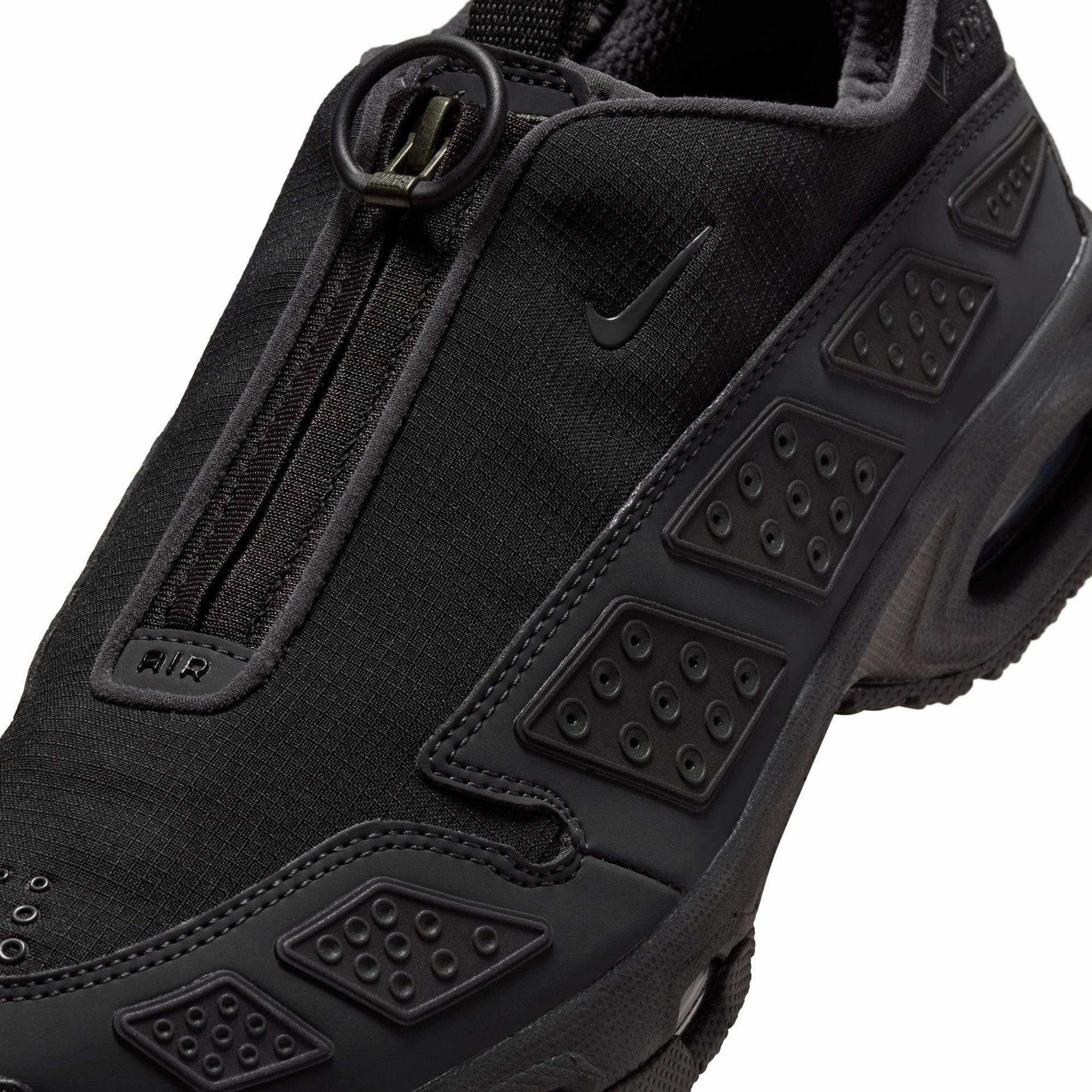 Nike Womens Air Max Sunder GTX Shoes Comfort Fit Form