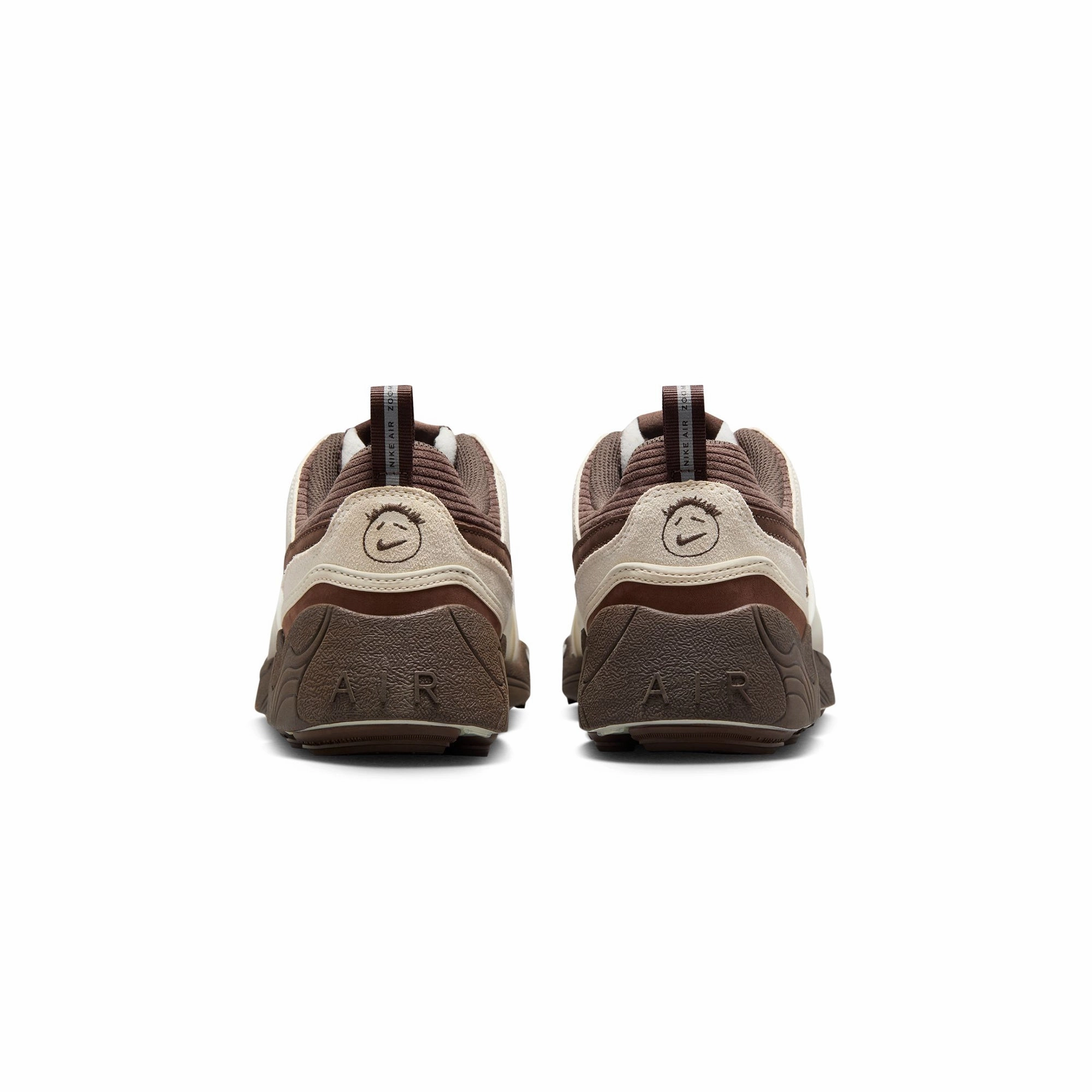 Nike x Travis Scott Mens Zoom Field Jaxx Shoes Run Smooth