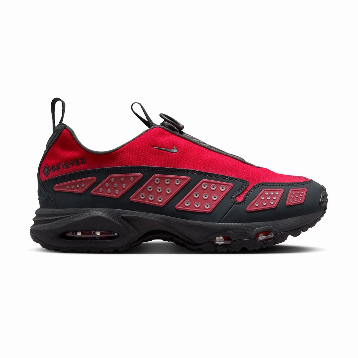 Summer Walks Air Max SNDR GORE-TEX 'Hyper Crimson'
