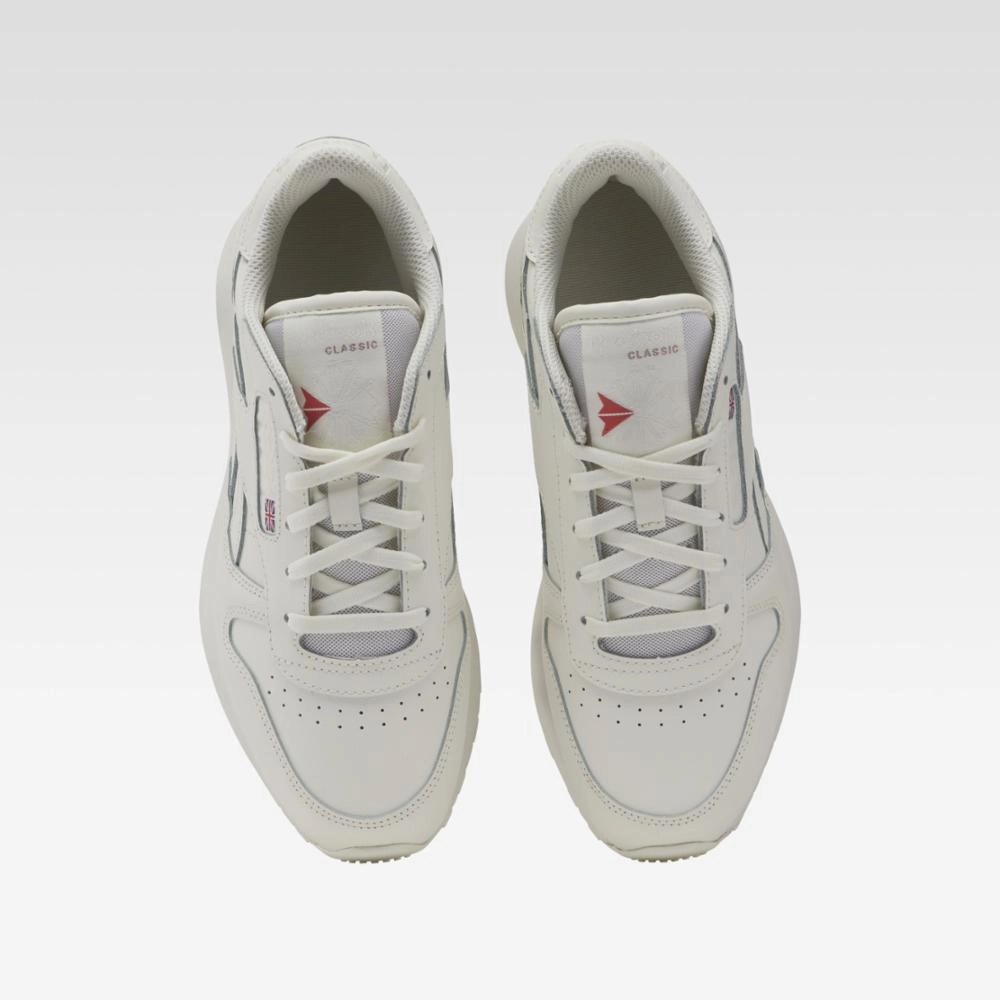 Reebok Footwear Women Classic Leather SP Shoes CHALK/CHALK/BON Urban Step-On Move Layer