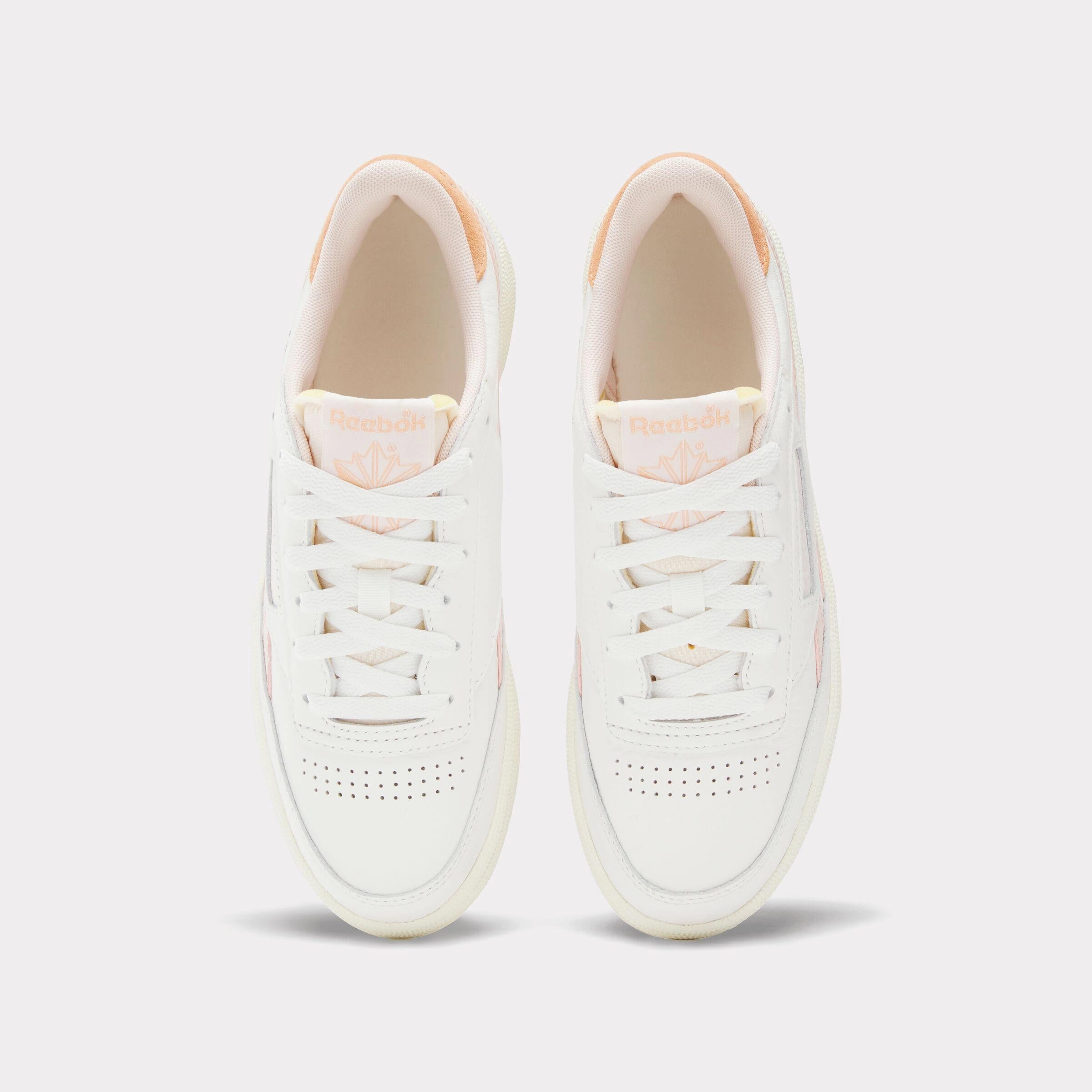 Reebok Footwear Women Club C Revenge Vintage Shoes CHALK/BLEACHEDPEACH/SUNKISSEDO Active Walk-Step