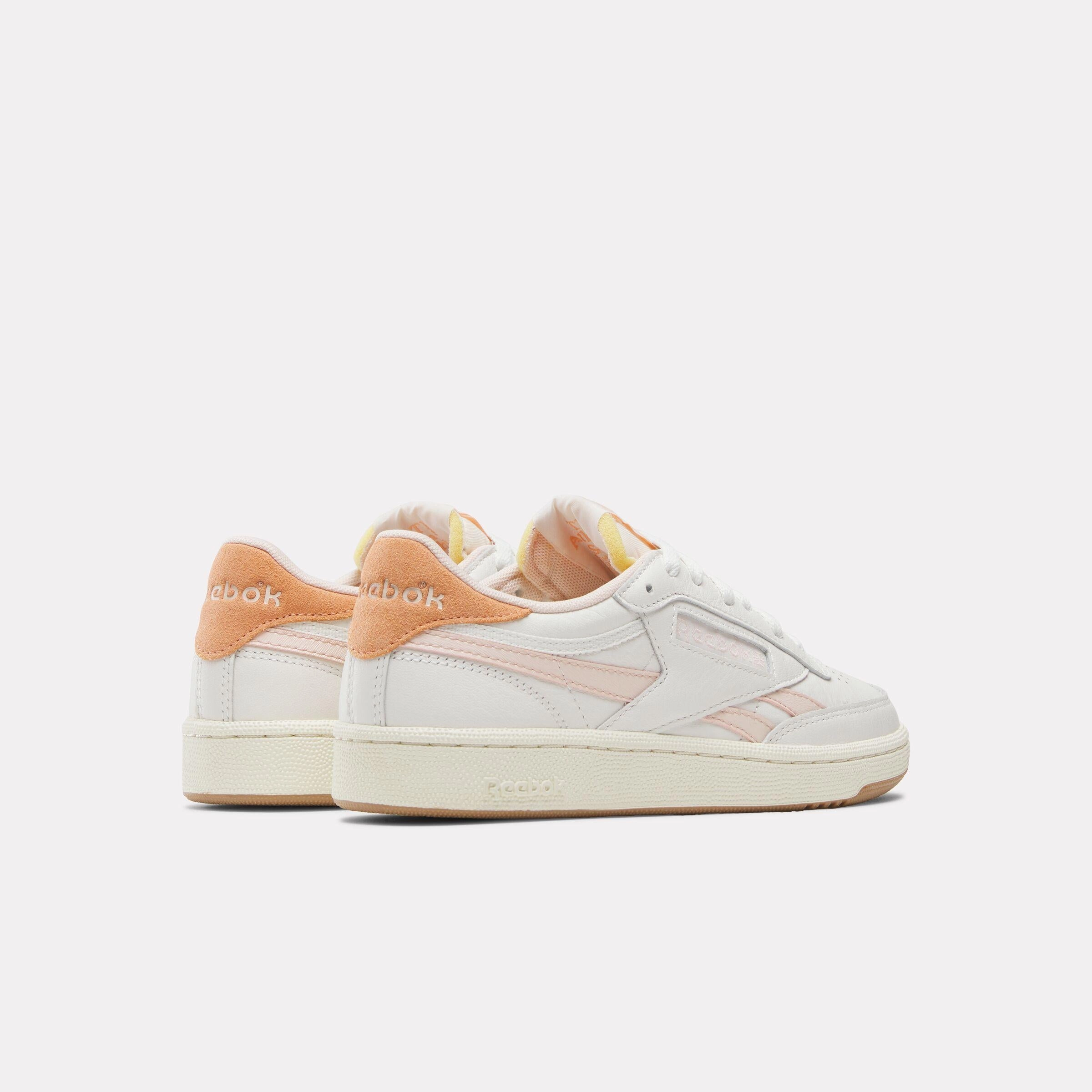 Reebok Footwear Women Club C Revenge Vintage Shoes CHALK/BLEACHEDPEACH/SUNKISSEDO Active Walk-Step