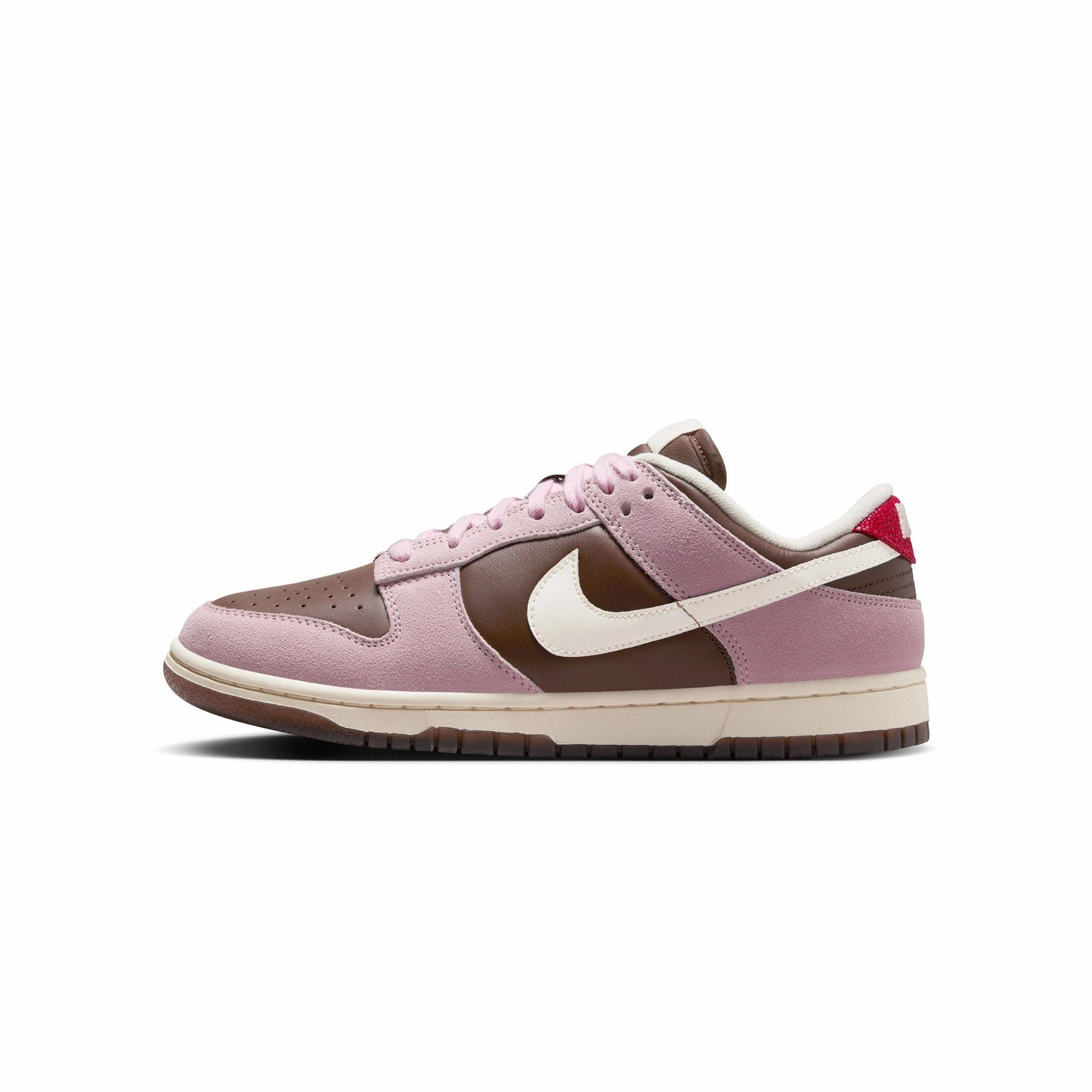 Responsive Motion Fit Nike Womens Dunk Low "Neapolitan" Shoes