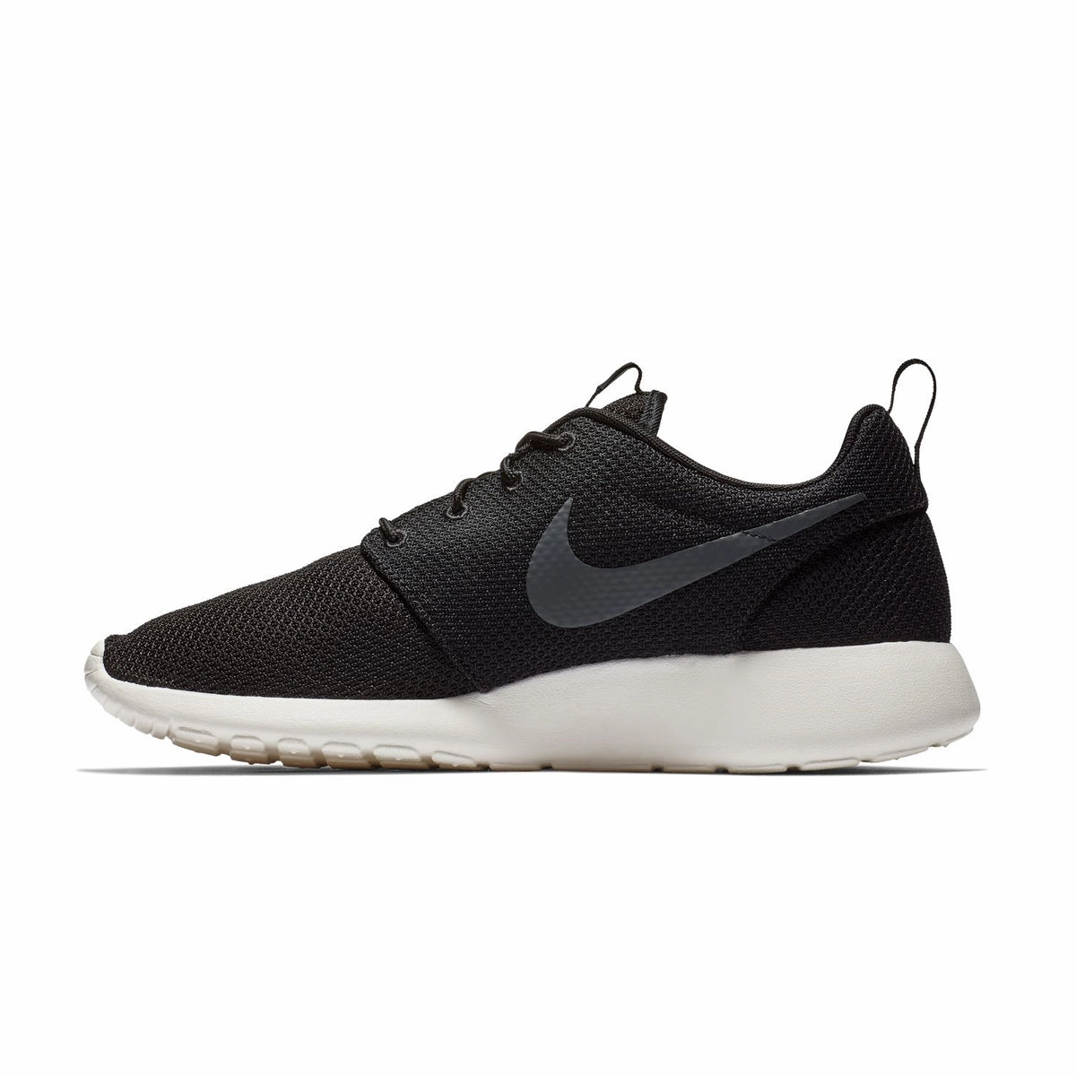 Roshe Run 'Black White' Dynamic silhouette