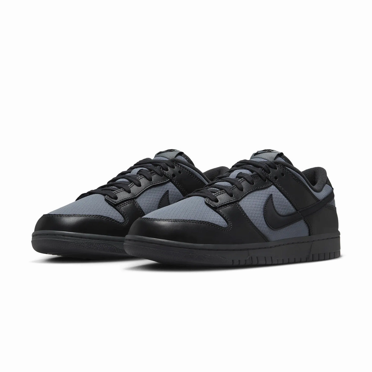 Rugged Build Dunk Low Retro SE ' Off Noir Smoke Grey'
