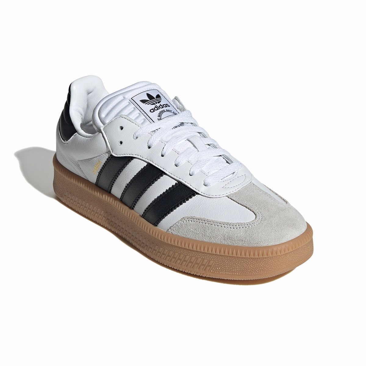 Samba XLG 'White Black Gum' Quick Move