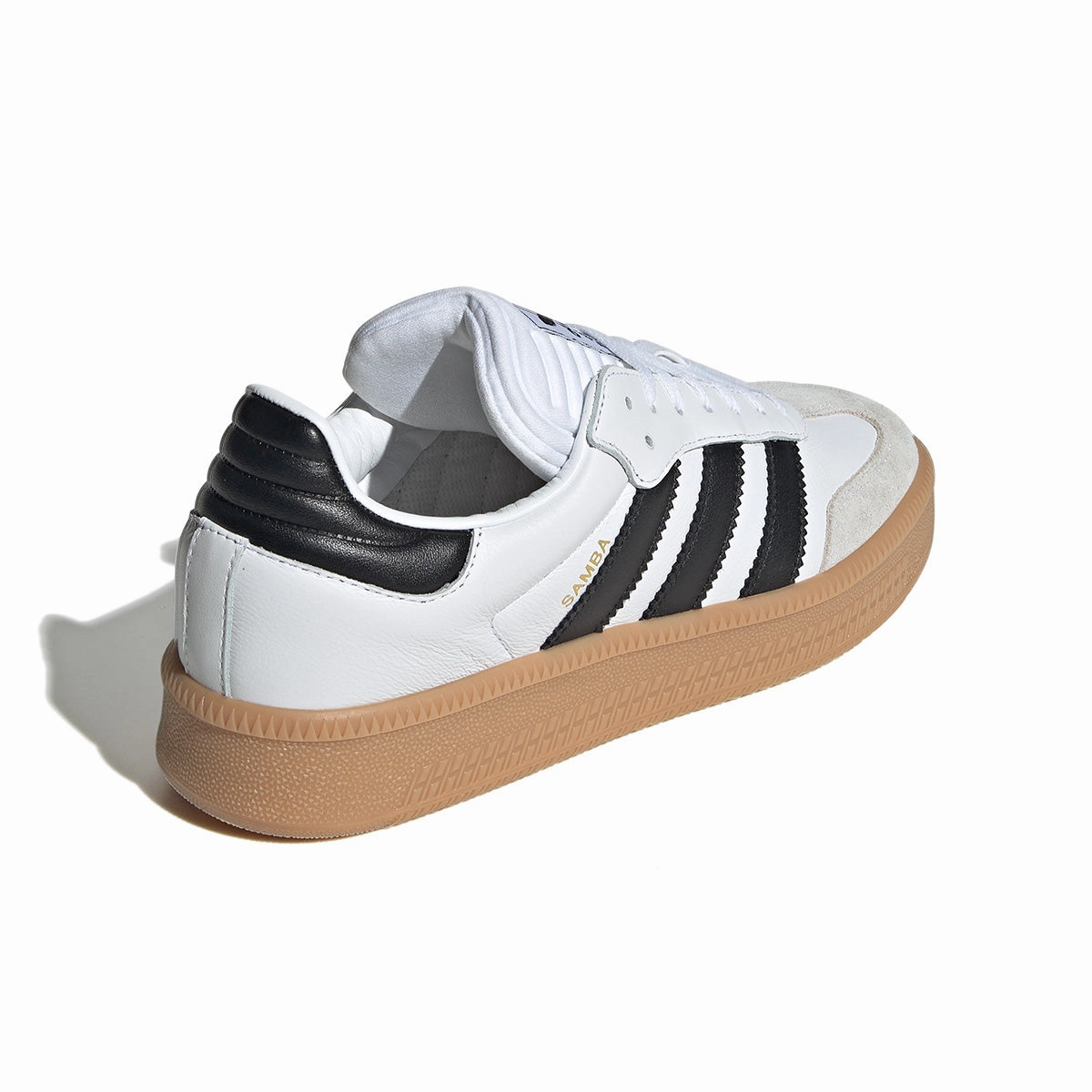 Samba XLG 'White Black Gum' Quick Move