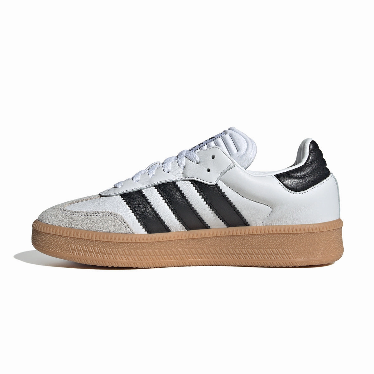 Samba XLG 'White Black Gum' Quick Move