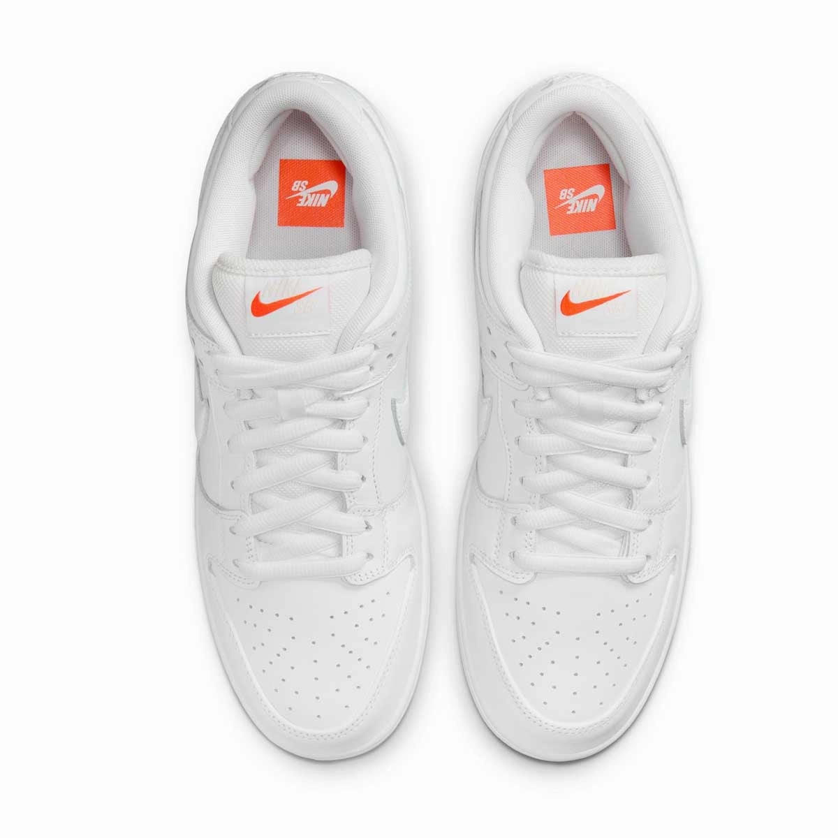SB Dunk Low Pro 'White' Streamlined wear