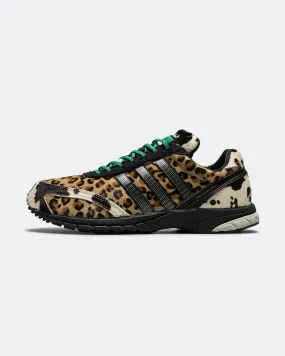 Womens Adizero Adios OG - Grey Two/Core Black-Court Green Active Fit Flexi Fit