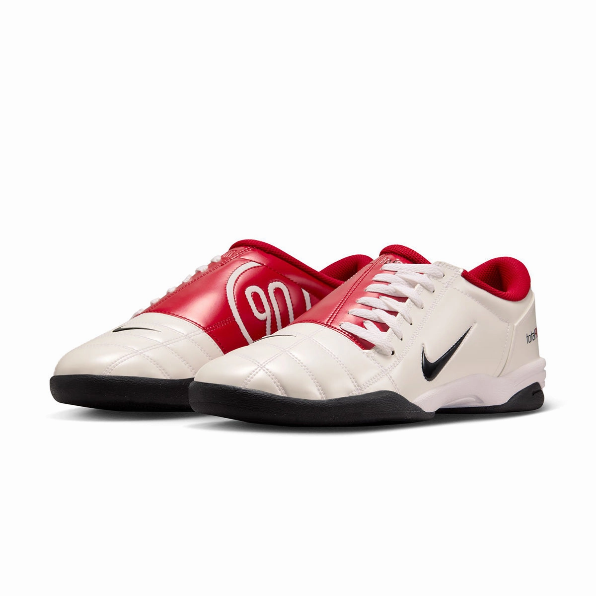 Soft Walk-Step-Out Total 90 'White Gym Red'