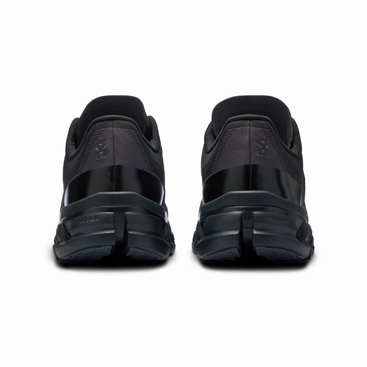 Stylish Comfort   Bureau Borsche Cloudflow 4 'IKON Magnet Black'