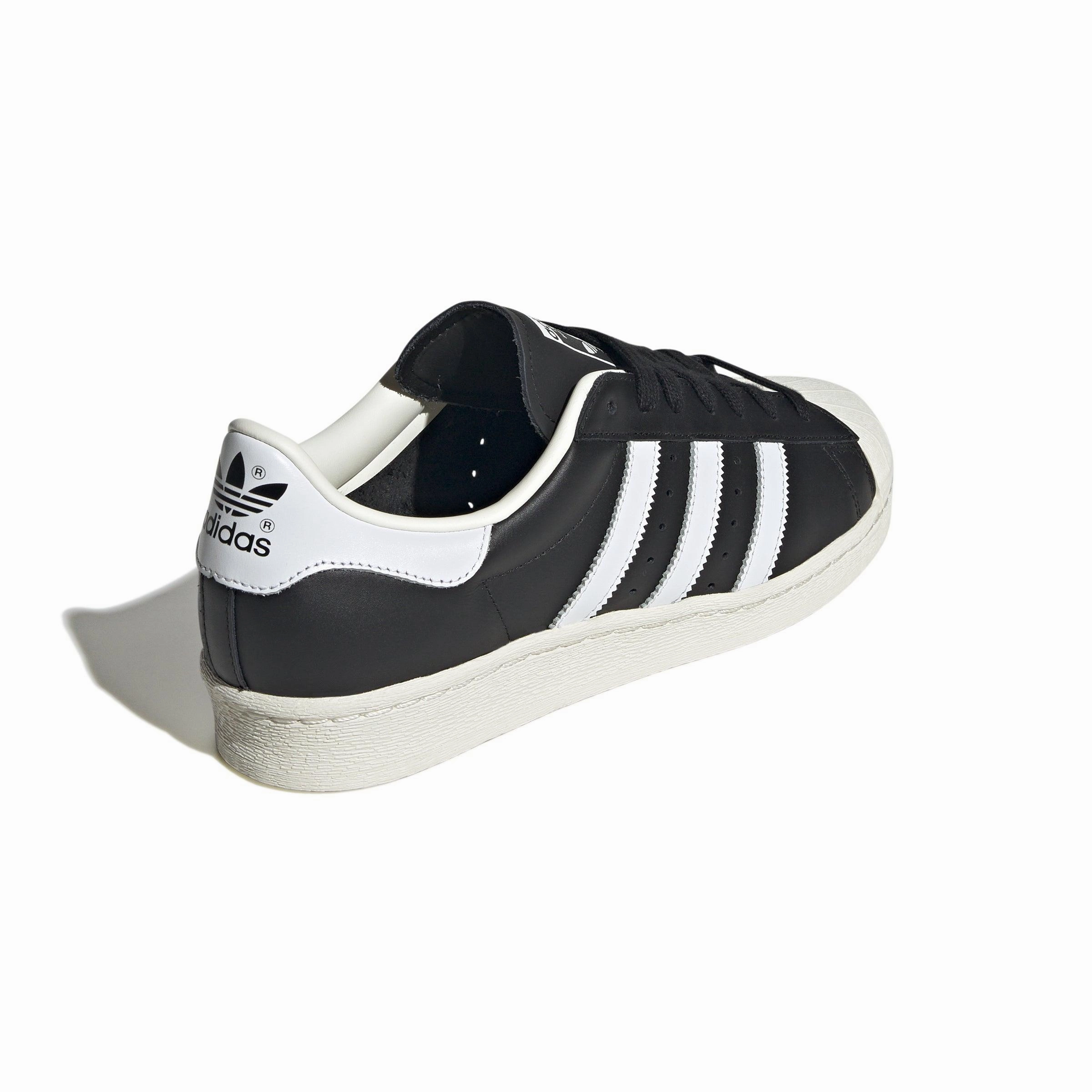Superstar 82 'Core Black' Travel Companion