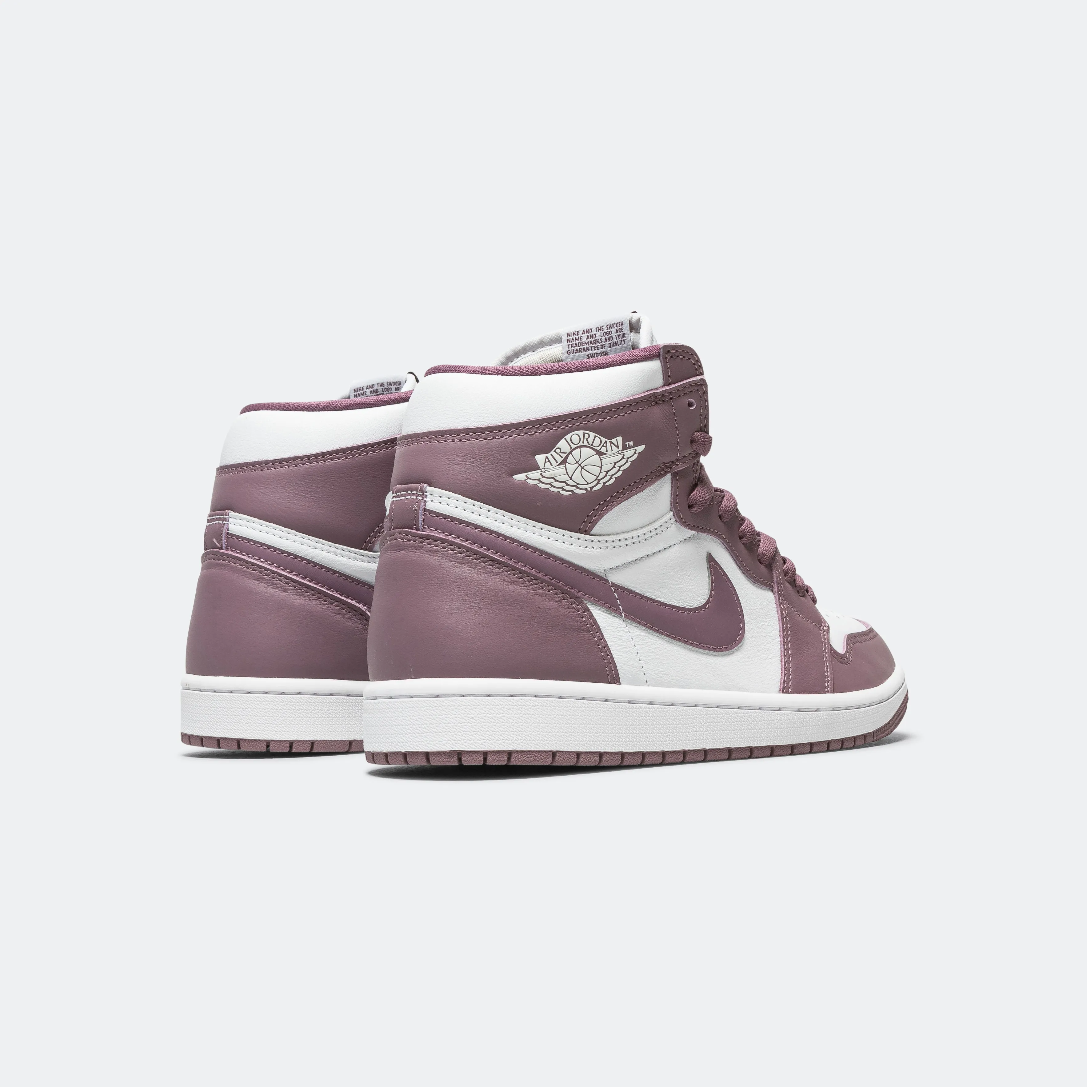 Supportive arch Air Jordan 1 Retro High OG - White/Sky J Mauve