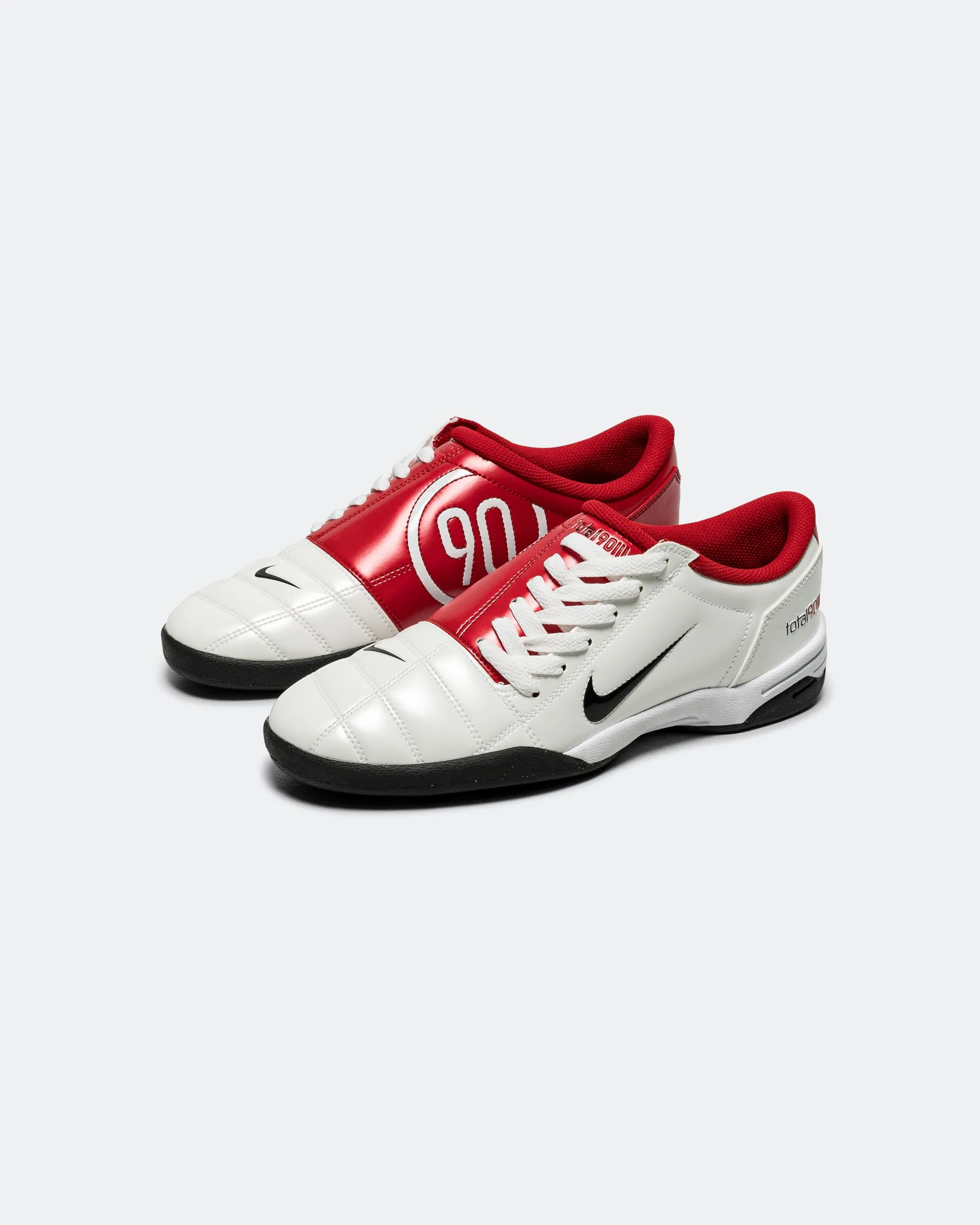 T90 - White/Black-Gym Red Premium Cushion