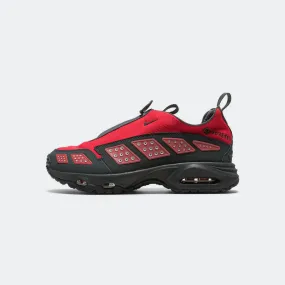 Womens Air Max SNDR GORE-TEX - Hyper Crimson/Dk Smoke Grey-Fire Red Fashion Forward Supportive support