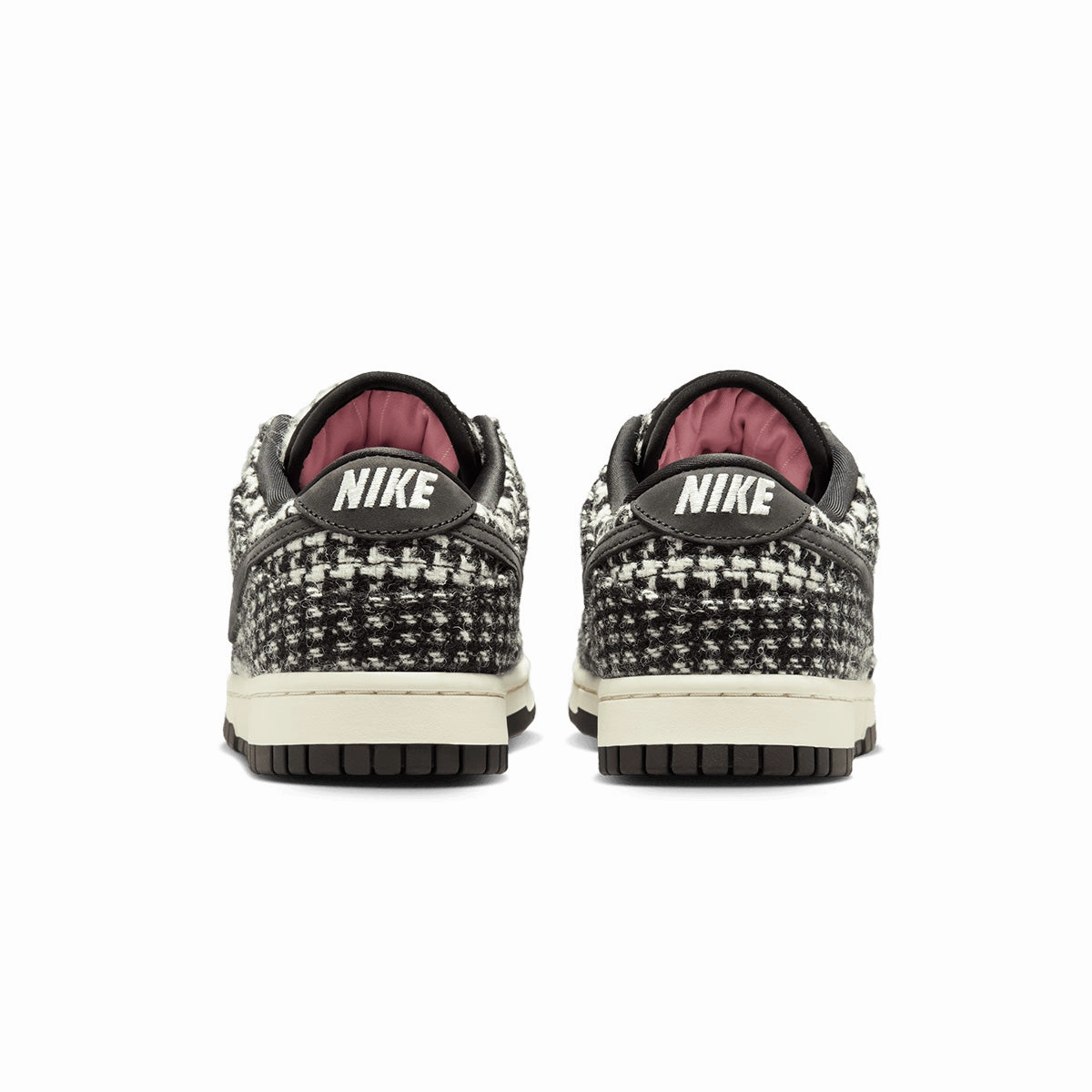 Travel Step Move Glide-Out   Harris Tweed Wmns Dunk Low 'Black Phantom'