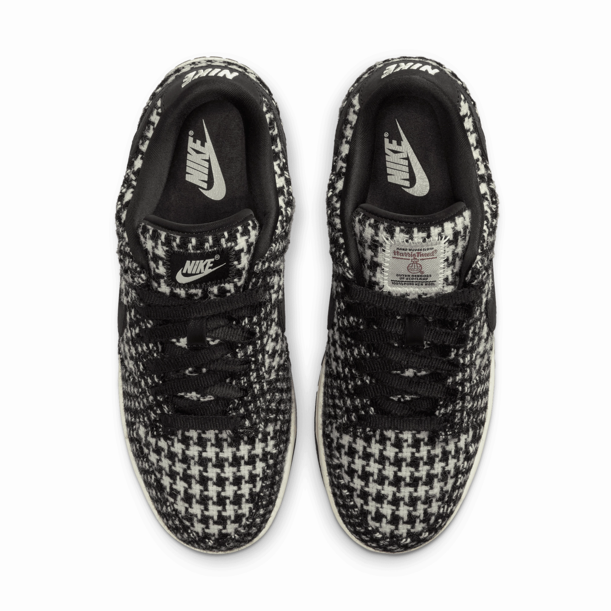 Travel Step Move Glide-Out   Harris Tweed Wmns Dunk Low 'Black Phantom'