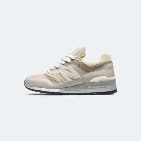Neutral Fit U997GG