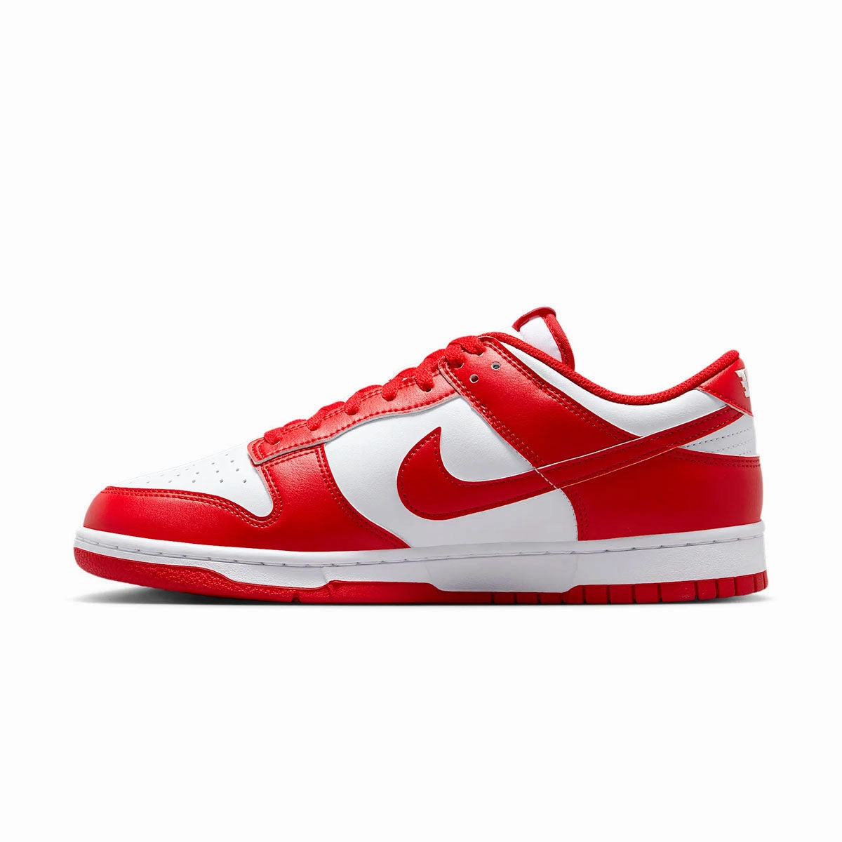 Ultra-cool Dunk Low Retro 'University Red'