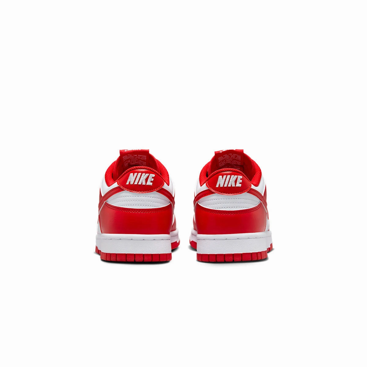 Ultra-cool Dunk Low Retro 'University Red'