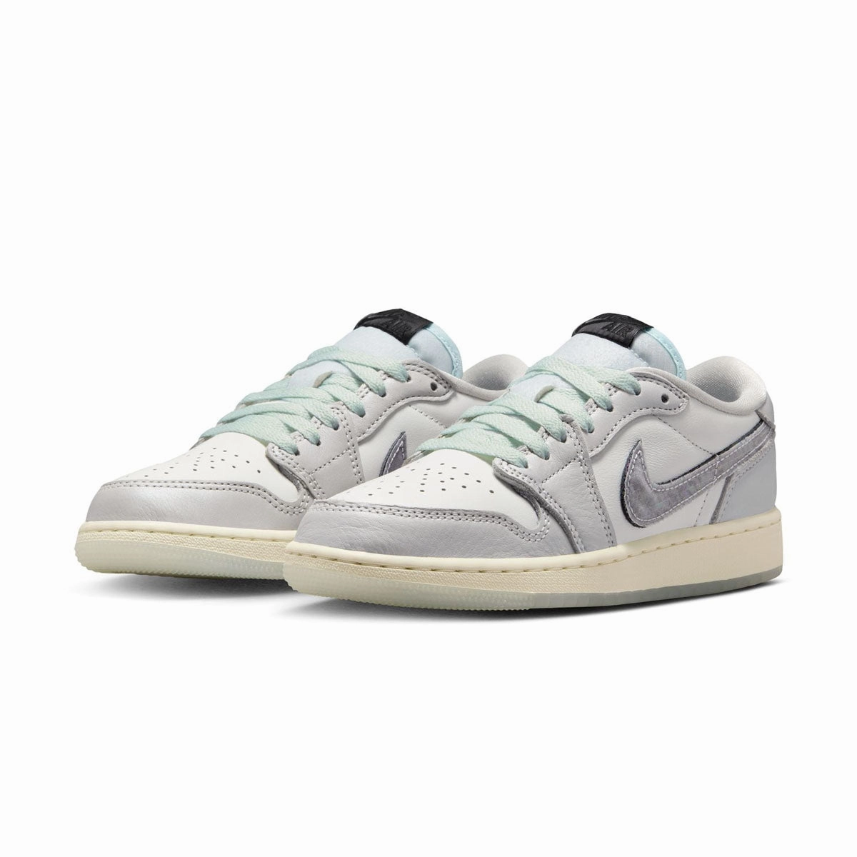 Urban Step Move-In-Out Kids Air Jordan 1 Retro OG Low 'Lunar New Year'