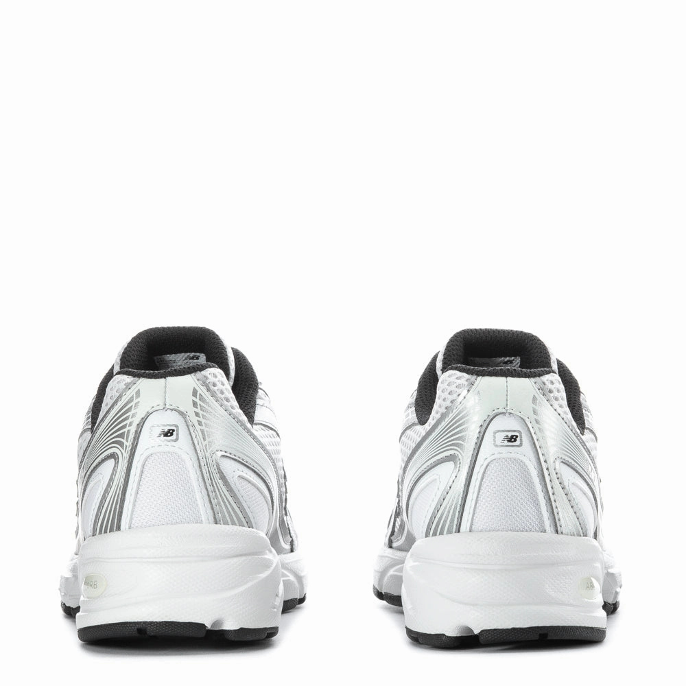 Versatile adaptability 740 - Youth