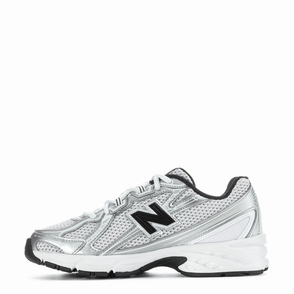 Versatile adaptability 740 - Youth