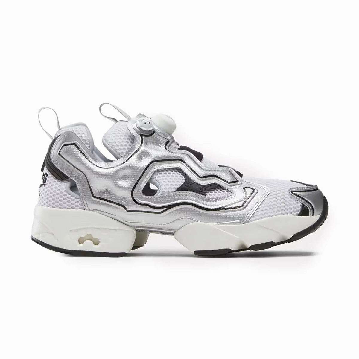 Show Time   BEAMS Instapump Fury 94 'Silver'