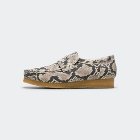 Sport Mode Retro-inspired support Wallabee Loafer - Grey Snake Leather