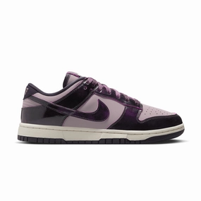 Wmns Dunk Low 'Panda Purple' Fashion-forward comfort