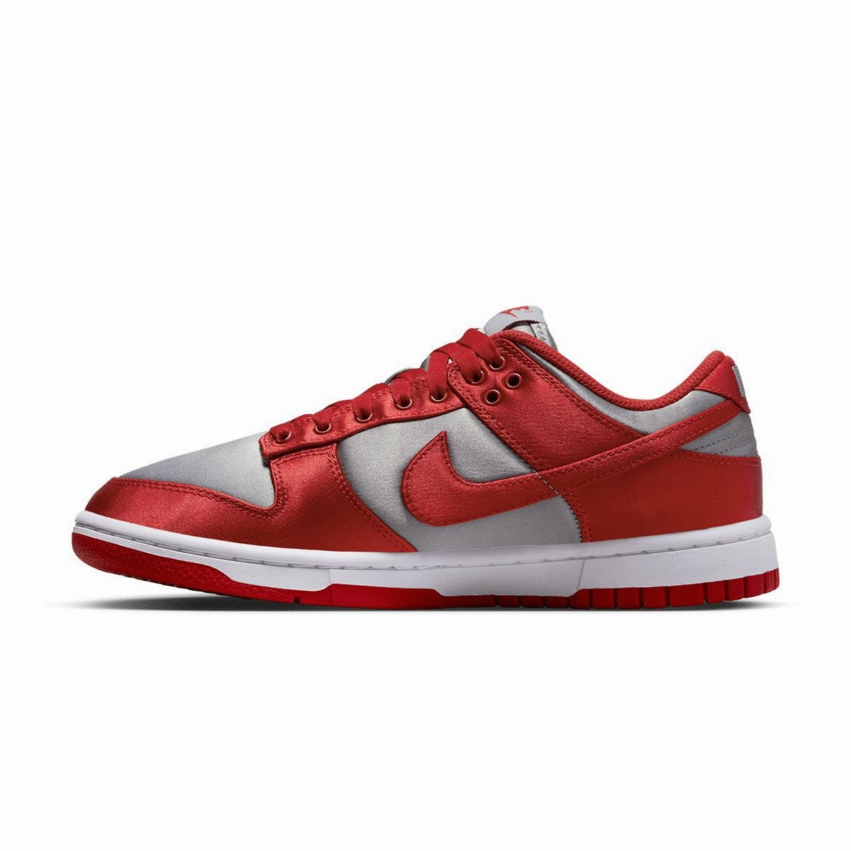 Wmns Dunk Low 'Satin UNLV' Zero Pressure Fit
