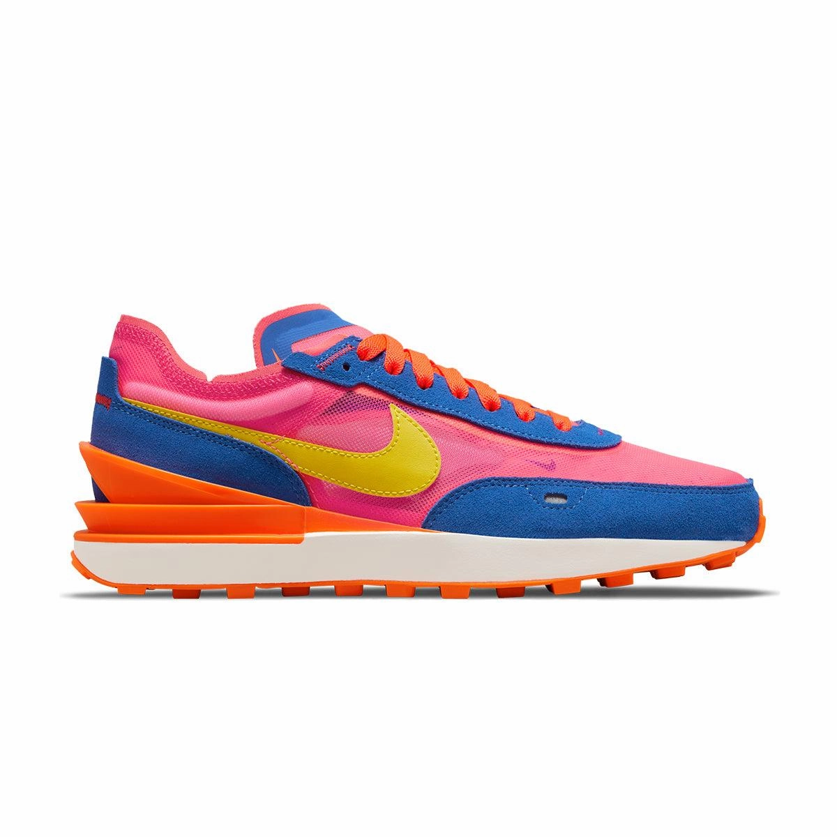 Cushioned traction Wmns Waffle One