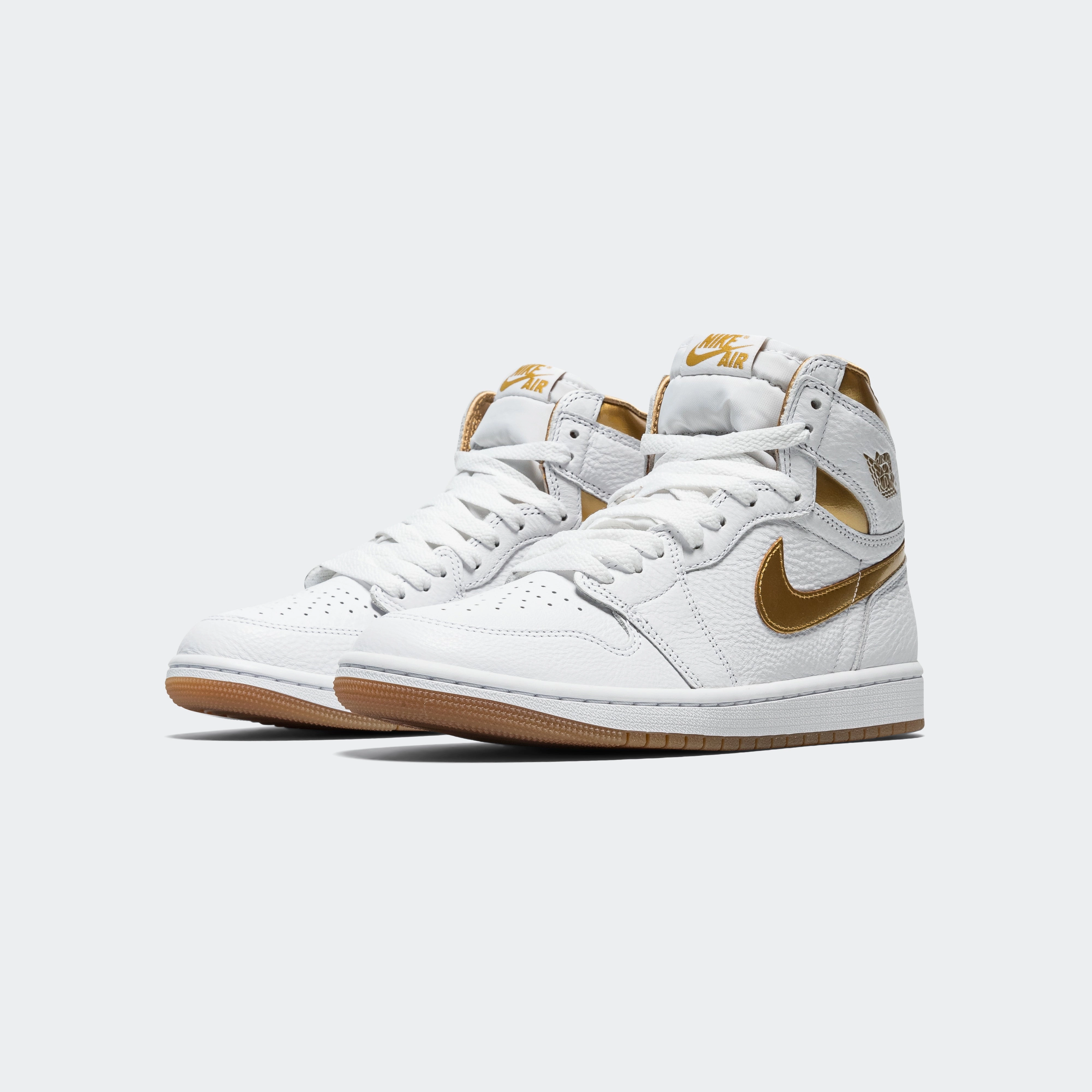 Womens Air Jordan 1 Retro High OG - White/Metallic Gold-Gum Light Brown Premium Cushion